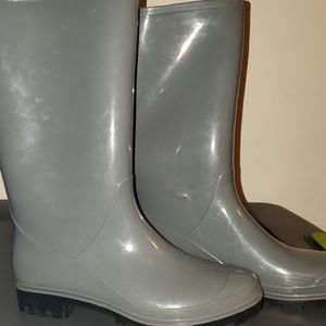 rainboots